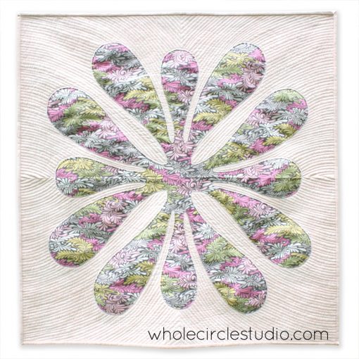 Big Island Blossom pattern by Sheri Cifaldi-Morrill | Whole Circle Studio. Sheri will be teaching "Hawaiian Applique Made Modern" at QuiltCon 2018.