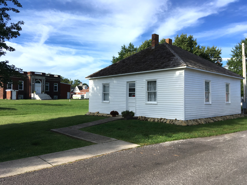 Hamilton, MO Fabric, Quilts and Fun! whole circle studio