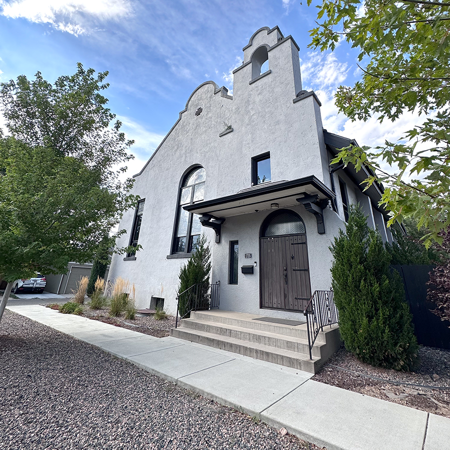 exterior of mission church in Denver, Colorado